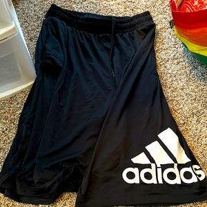 Adidas basketball shorts new